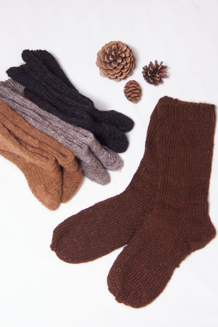 Alpaka Socken in Dunkelbraun