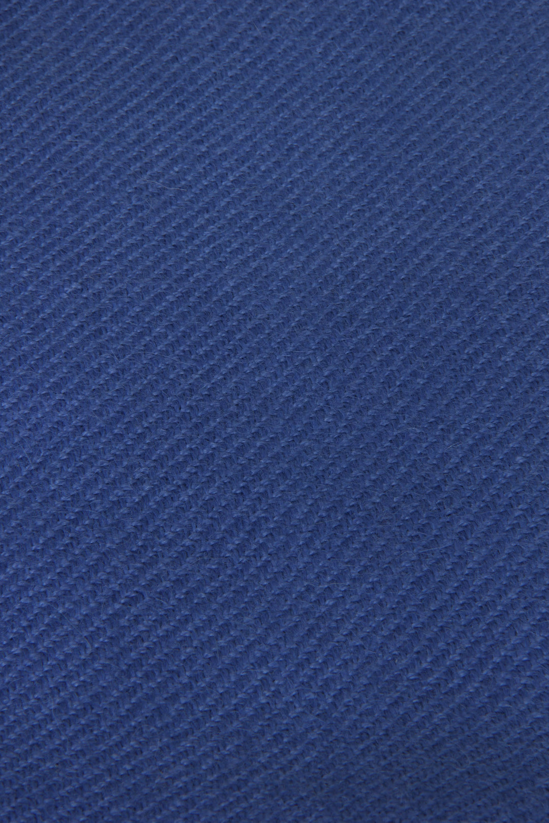 Blauer Alpaka-Schal für kalte Tage