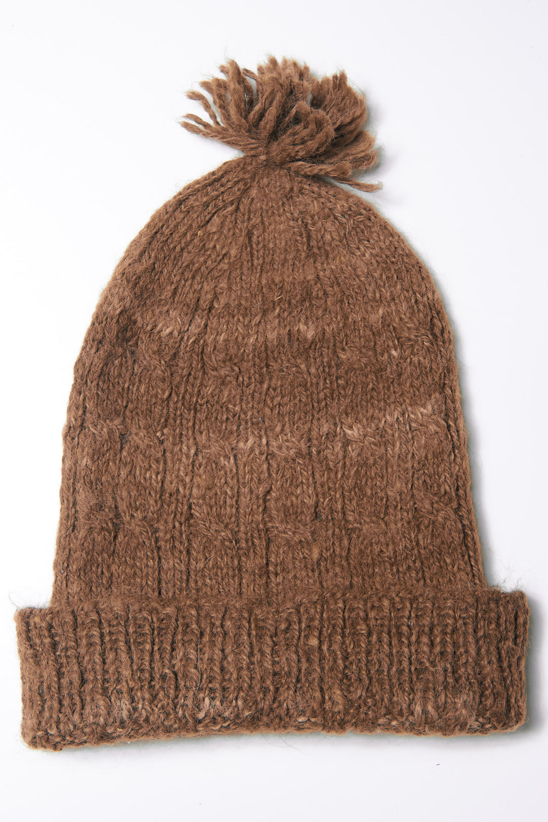 Braune Alpakamütze mit Bommel